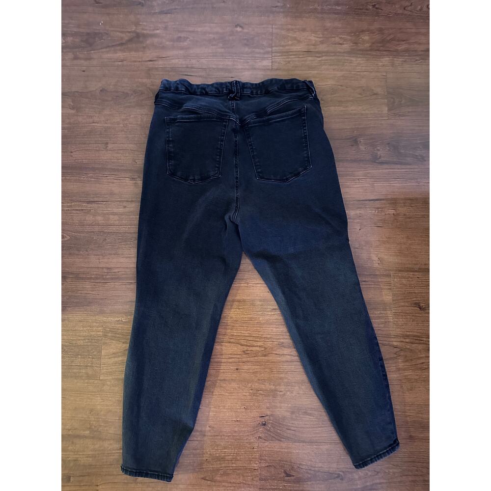 Good American Black Flare Wide Leg Jeans - Picture 3 of 6